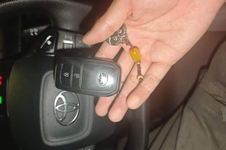 Used Toyota bZ3 2023 517 km Elite PRO Vehicle Key