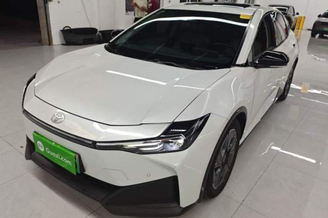 Used Toyota bZ3 2023 517 km Elite PRO