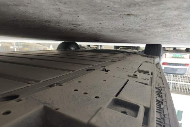 Used Toyota bZ3 2023 517 km Elite PRO Chassis Rear Left
