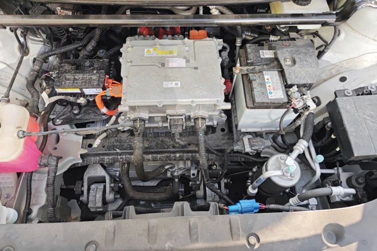 Used Toyota bZ3 2023 517 km Elite PRO Engine Bay