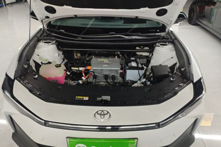 Used Toyota bZ3 2023 517 km Elite PRO Engine Bay