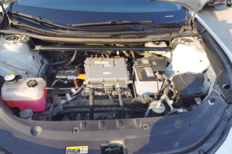 Used Toyota bZ3 2023 517 km Elite PRO Engine Bay