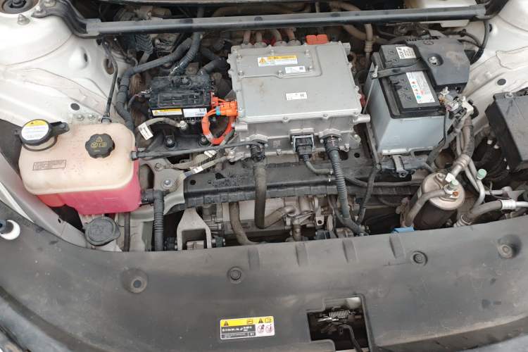 Used Toyota bZ3 2023 517 km Elite PRO Engine Bay