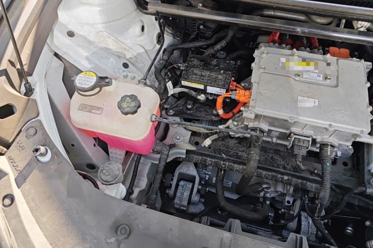 Used Toyota bZ3 2023 517 km Elite PRO Engine Bay Right
