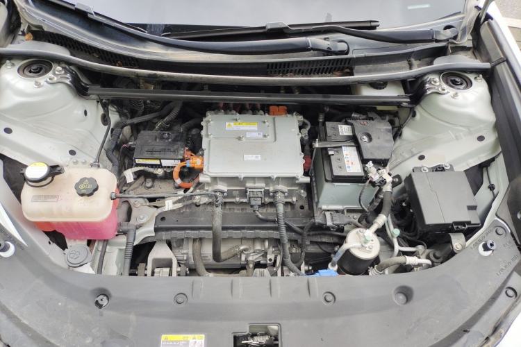 Used Toyota bZ3 2023 517 km Elite PRO Engine Bay