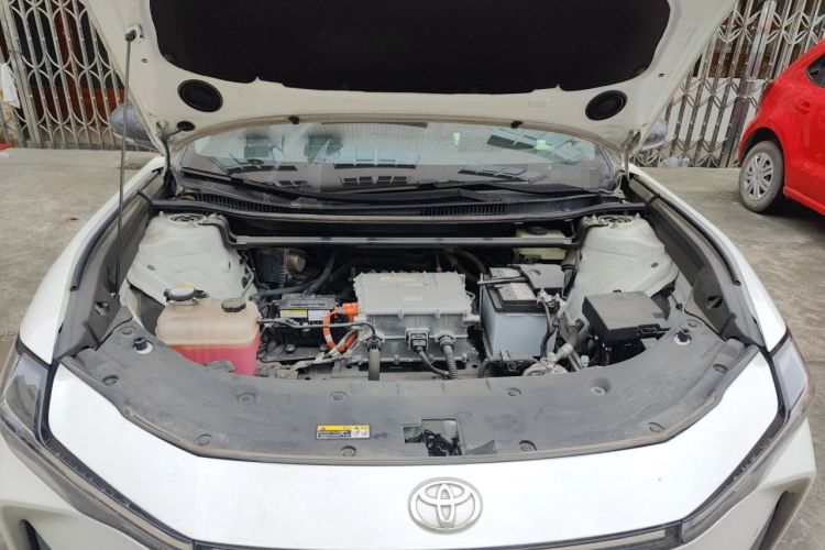 Used Toyota bZ3 2023 517 km Elite PRO Engine Bay