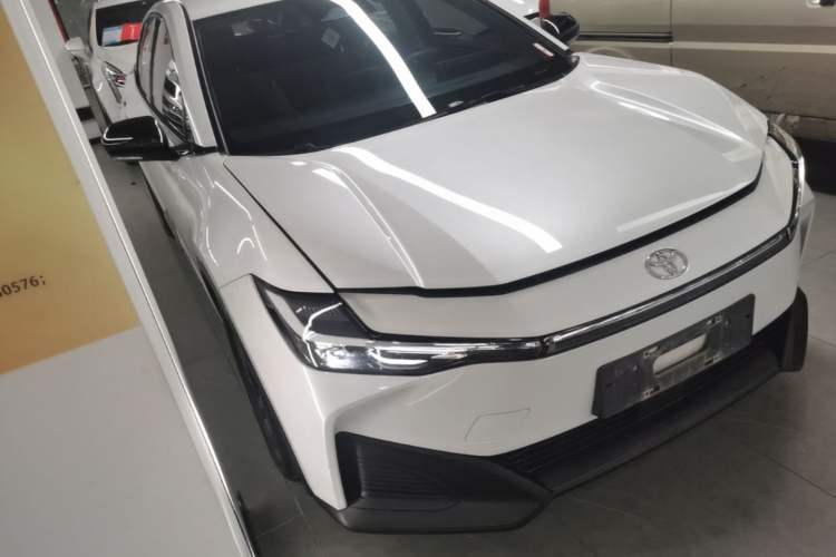Used Toyota bZ3 2023 517 km Elite PRO Exterior 1