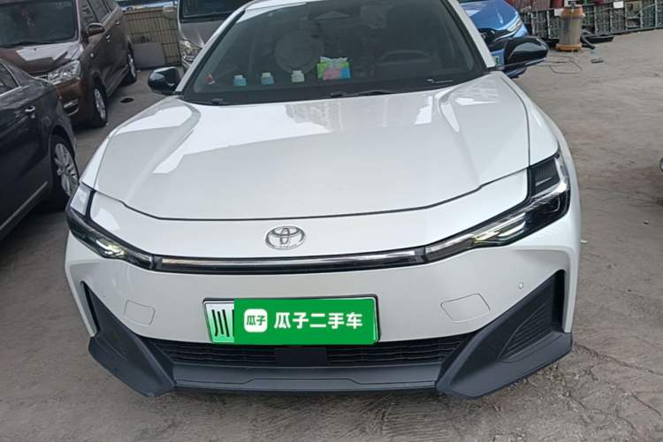 Used Toyota bZ3 2023 517 km Elite PRO Front