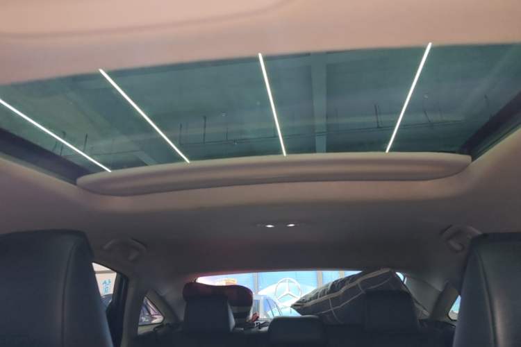 Used Toyota bZ3 2023 517 km Elite PRO Headliner