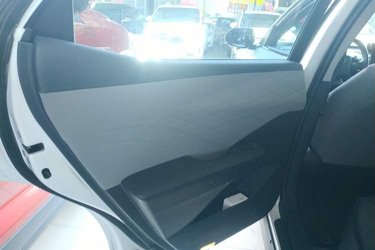 Used Toyota bZ3 2023 517 km Elite PRO Left Rear Door Interior