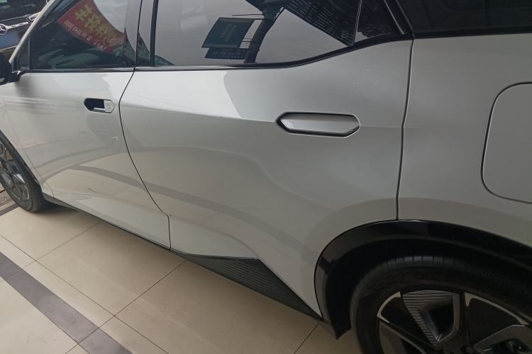 Used Toyota bZ3 2023 517 km Elite PRO Left Side