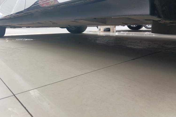 Used Toyota bZ3 2023 517 km Elite PRO Left Side Sill