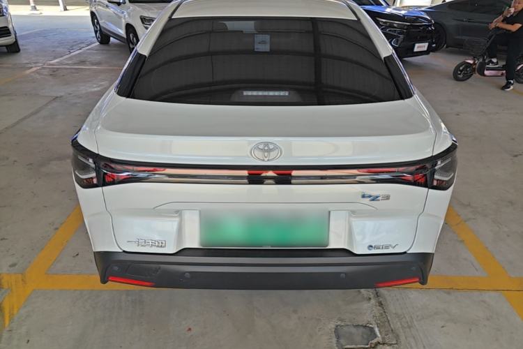 Used Toyota bZ3 2023 517 km Elite PRO Rear
