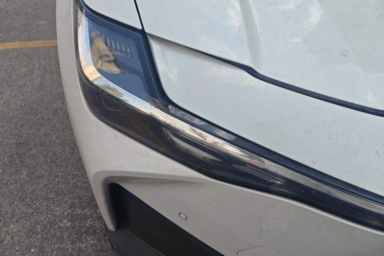Used Toyota bZ3 2023 517 km Elite PRO Right Front Headlight