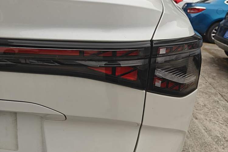 Used Toyota bZ3 2023 517 km Elite PRO Right Rear Taillight