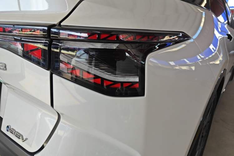 Used Toyota bZ3 2023 517 km Elite PRO Right Rear Taillight