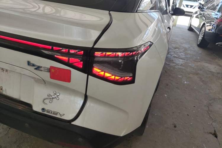 Used Toyota bZ3 2023 616 km Long-Range Premium Right Rear Taillight