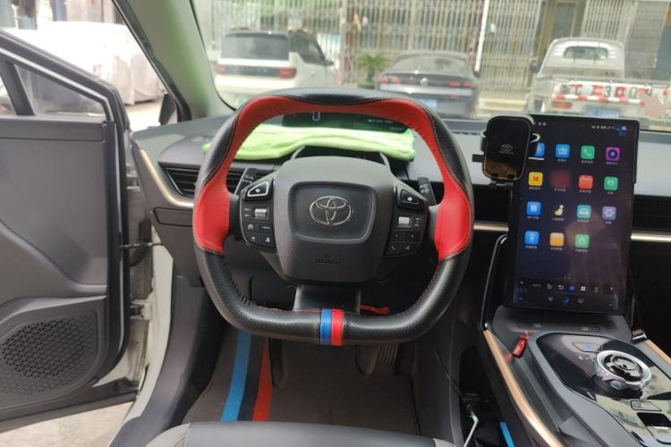 Used Toyota bZ3 2023 517 km Elite PRO Steering Wheel
