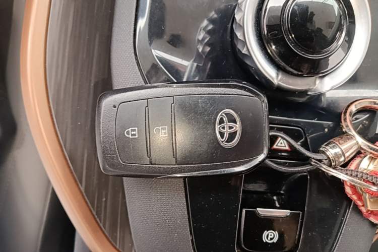 Used Toyota bZ3 2023 517 km Elite PRO Vehicle Key