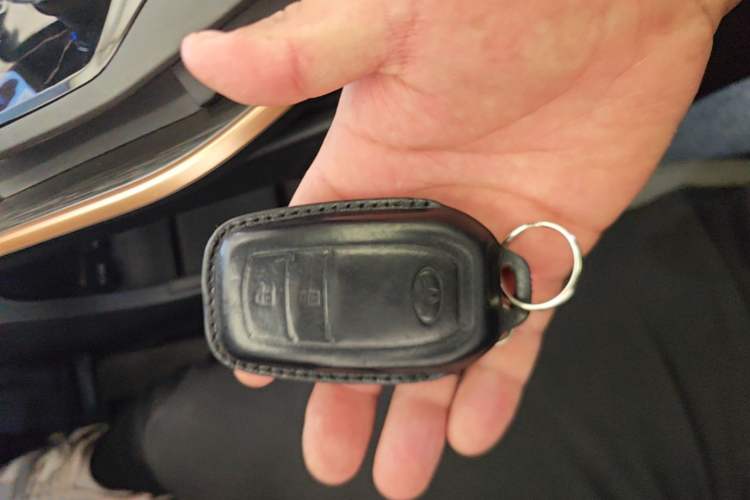 Used Toyota bZ3 2023 517 km Elite PRO Vehicle Key