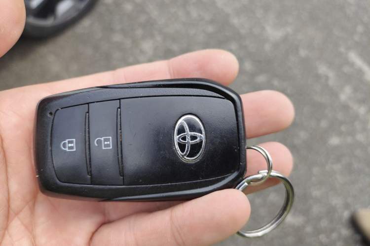 Used Toyota bZ3 2023 517 km Elite PRO Vehicle Key