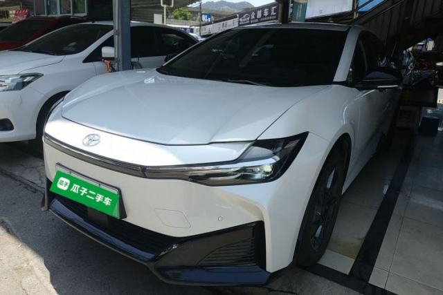 Used Toyota bZ3 2023 517 km Elite PRO