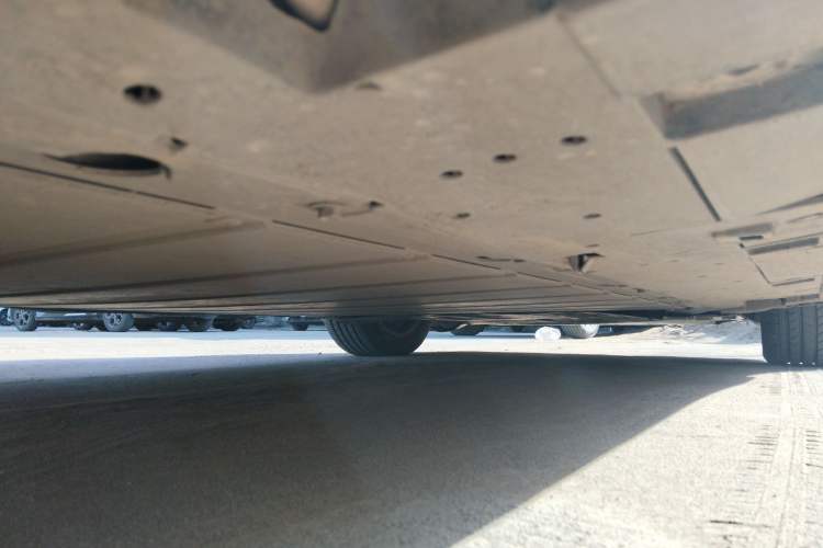 Used Toyota bZ3 2023 616 km Long-Range Premium Chassis Rear Right
