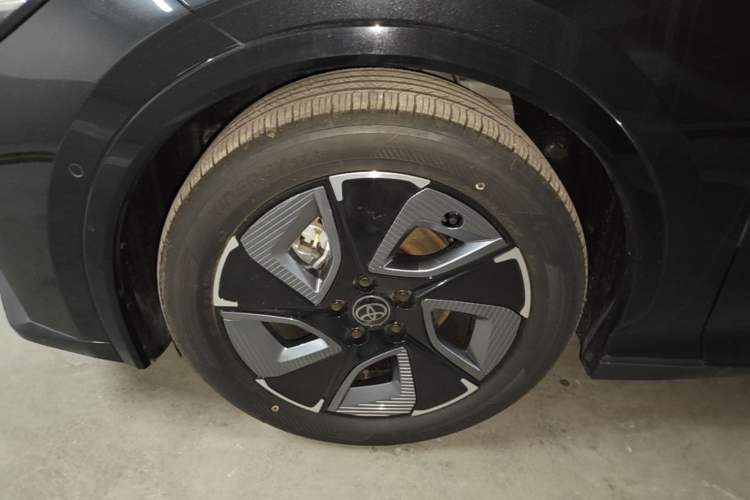 Used Toyota bZ3 2024 616 km Long-Range Premium Exterior 4