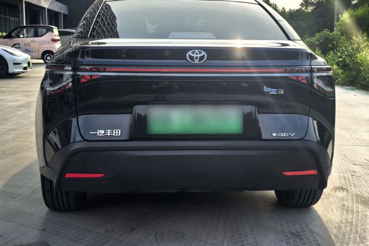 Used Toyota bZ3 2024 517 km Elite PRO Exterior 8
