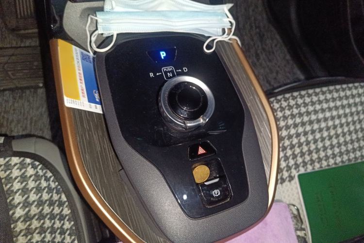 Used Toyota bZ3 2024 517 km Elite PRO Gear Lever