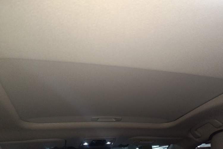 Used Toyota bZ3 2024 517 km Elite PRO Headliner