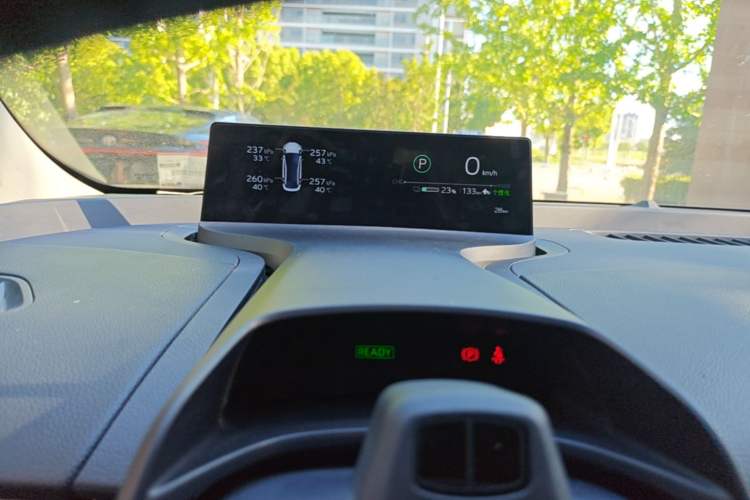 Used Toyota bZ3 2024 616 km Long-Range Premium Instrument Cluster