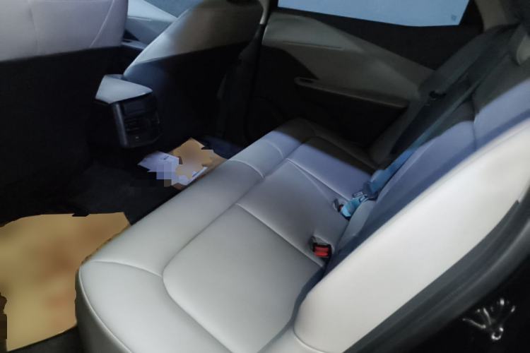 Used Toyota bZ3 2024 517 km Elite PRO Left Rear Seat