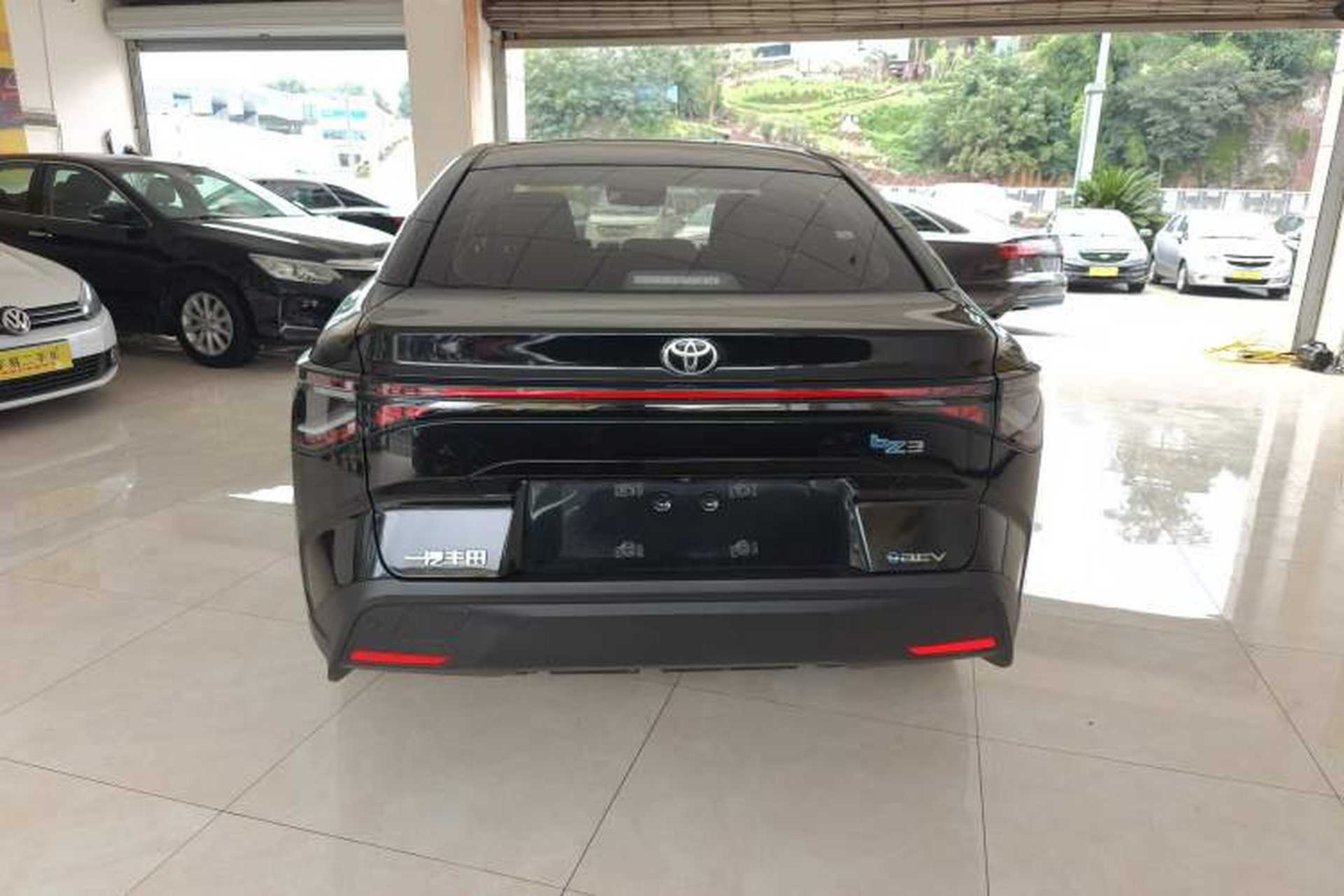 Used Toyota bZ3 2024 517 km Elite PRO Rear