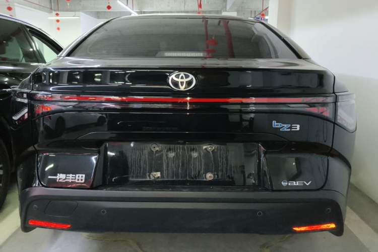 Used Toyota bZ3 2024 517 km Elite PRO Rear