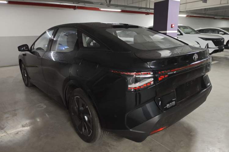 Used Toyota bZ3 2024 616 km Long-Range Premium Rear Left 45 Deg