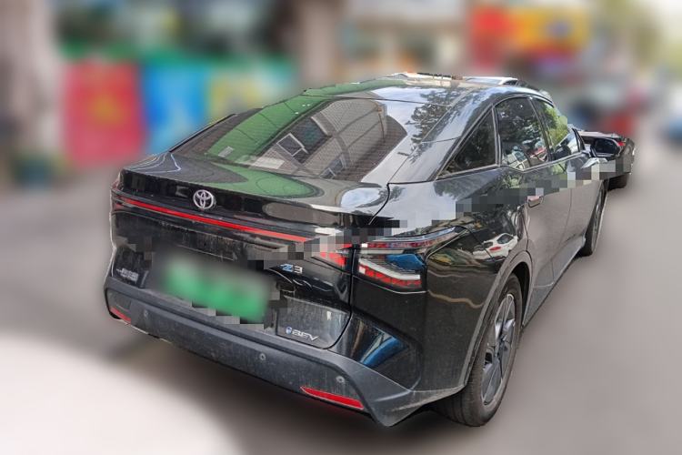 Used Toyota bZ3 2024 517 km Elite PRO Rear Right 45 Deg