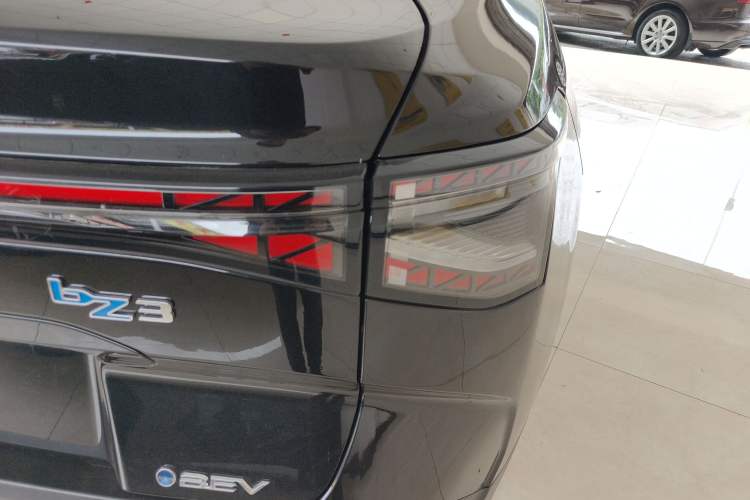 Used Toyota bZ3 2024 517 km Elite PRO Right Rear Taillight