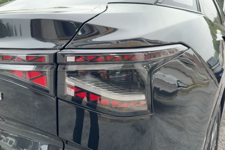 Used Toyota bZ3 2024 517 km Elite PRO Right Rear Taillight