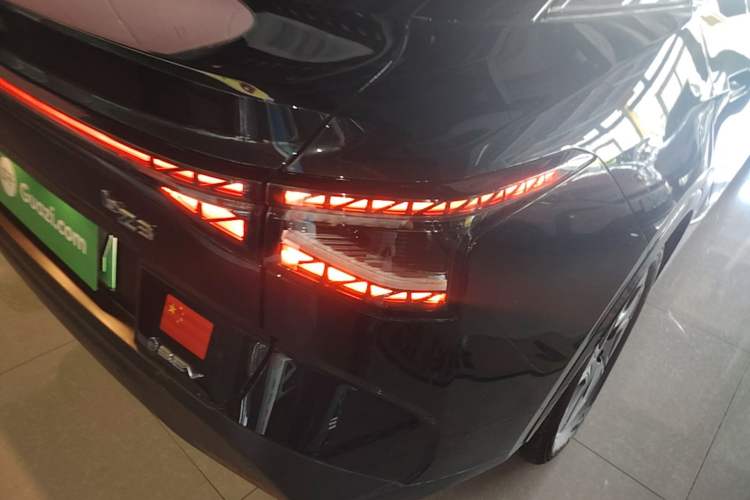 Used Toyota bZ3 2024 517 km Elite PRO Right Rear Taillight