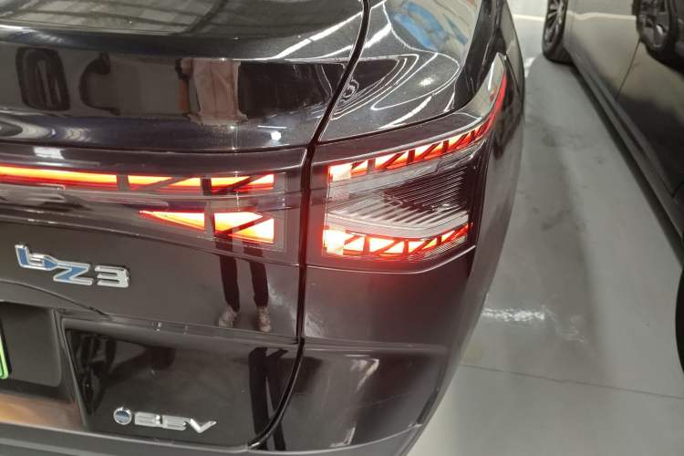 Used Toyota bZ3 2024 517 km Elite PRO Right Rear Taillight