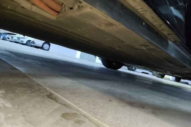Used Toyota bZ3 2024 517 km Elite PRO Right Side Sill