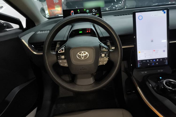 Used Toyota bZ3 2024 517 km Elite PRO Steering Wheel
