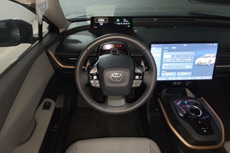 Used Toyota bZ3 2024 616 km Long-Range Premium Steering Wheel
