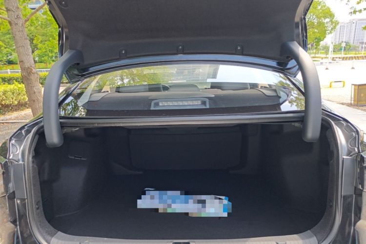 Used Toyota bZ3 2024 616 km Long-Range Premium Trunk
