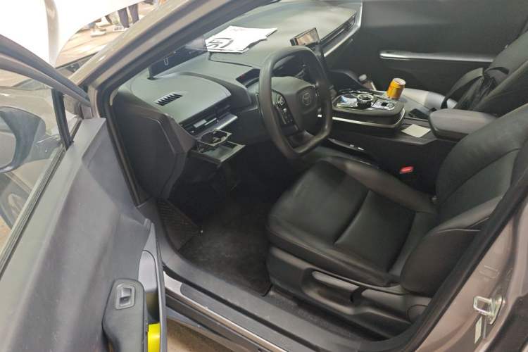 Used Toyota bZ3 2024 517 km Elite PRO Driver Seat