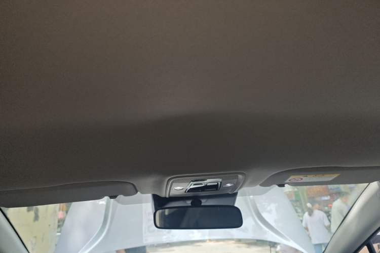 Used Toyota bZ3 2024 517 km Elite PRO Headliner