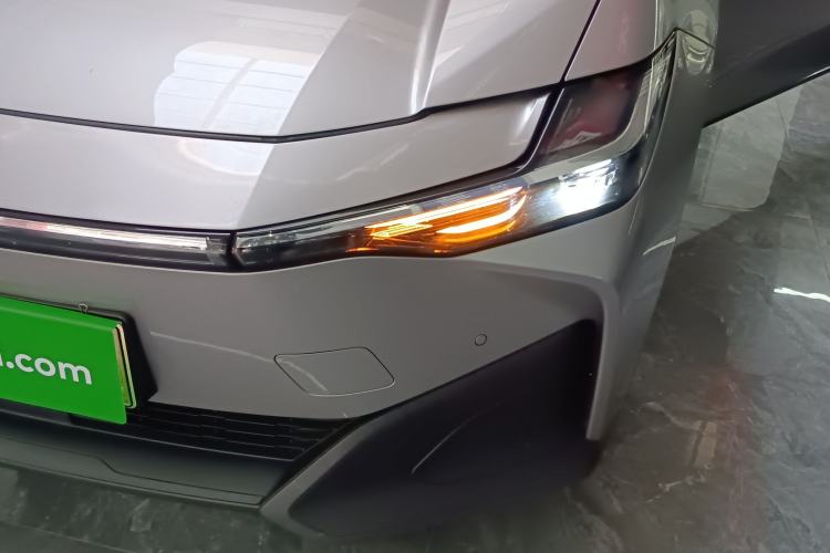 Used Toyota bZ3 2024 517 km Elite PRO Left Front Headlight