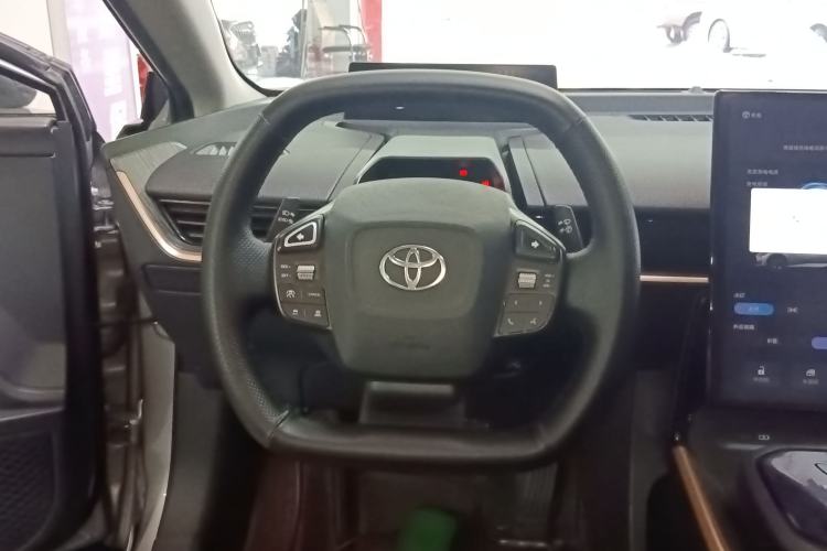 Used Toyota bZ3 2024 517 km Elite PRO Steering Wheel