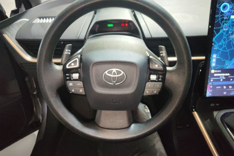 Used Toyota bZ3 2024 517 km Elite PRO Steering Wheel